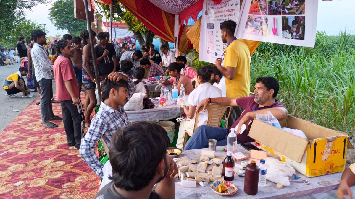 Pilgrims lined up at the free medical camp